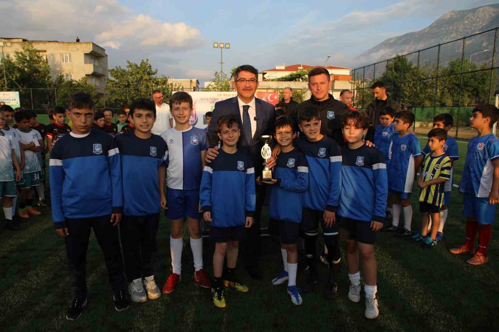 ŞEHZADELER BELEDİYESİ’NİN 19 MAYIS ATATÜRK’Ü ANMA GENÇLİK VE SPOR BAYRAMI