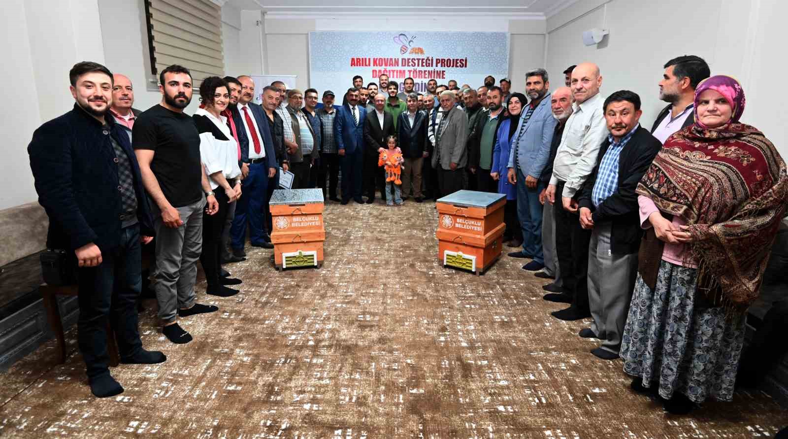 SELÇUKLU İLÇE BELEDİYESİ TARAFINDAN ÜRETİCİLİĞİ DESTEKLEMEK ADINA EĞRİBAYAT MAHALLESİNDE BAŞLATILAN