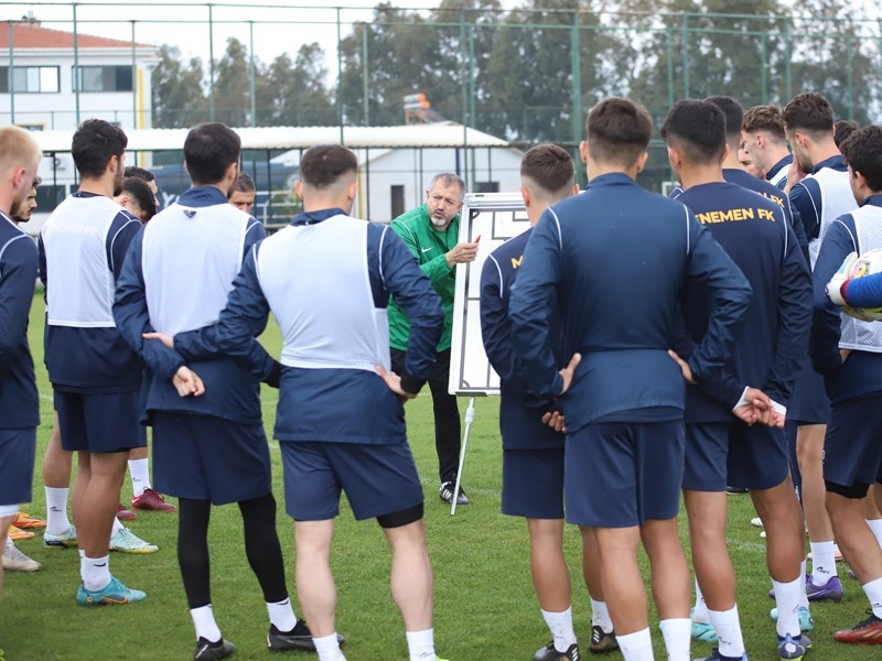 TFF 2. LİG BEYAZ GRUP TEMSİLCİLERİNDEN MENEMEN FK, SERKAN AFACAN’IN