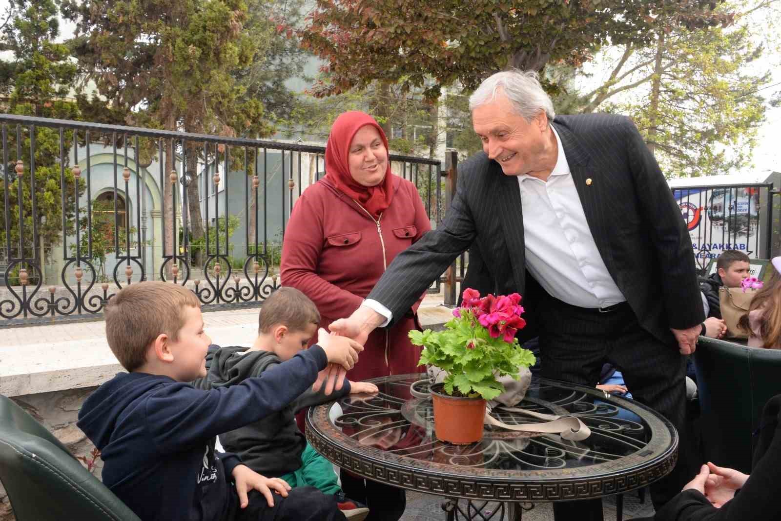 BOZÜYÜK BELEDİYESİ SANATEVİ, ENGELLİLER HAFTASI’NDA MUHTEŞEM BİR ETKİNLİĞE EV SAHİPLİĞİ