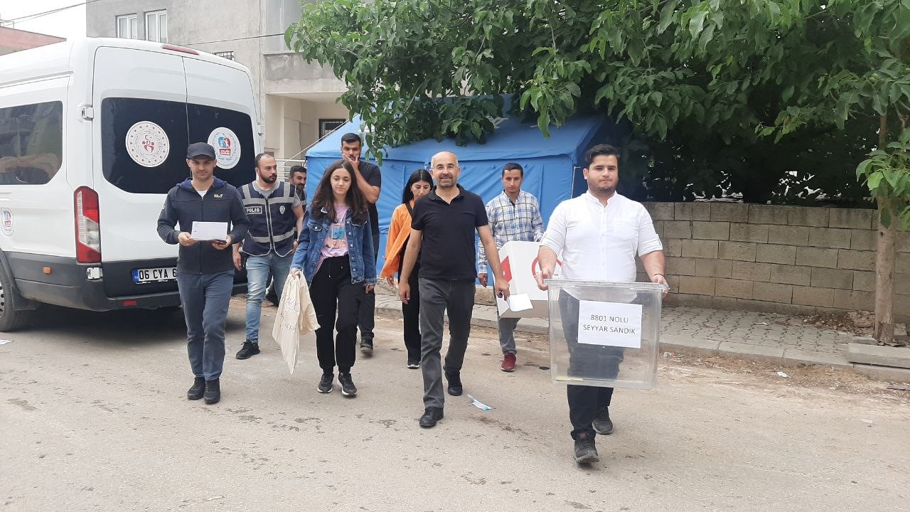 CUMHURBAŞKANLIĞI 2. TUR SEÇİMLERİNDE OY KULLANMAK İÇİN SANDIĞA GİDEMEYEN SEÇMENLER