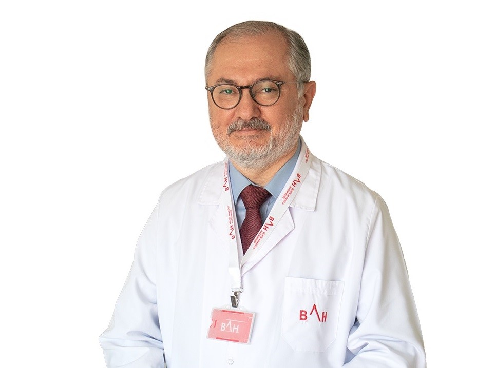 GÖĞÜS HASTALIKLARI UZMANI PROF. DR. SERVET KAYHAN