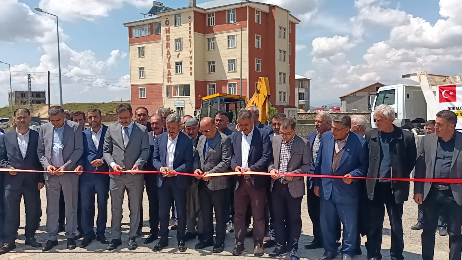 ADIYAMAN'IN SİNCİK İLÇESİNDE DOĞALGAZ TEMEL ATMA TÖRENİNDE KONUŞAN TBMM MİLLİ