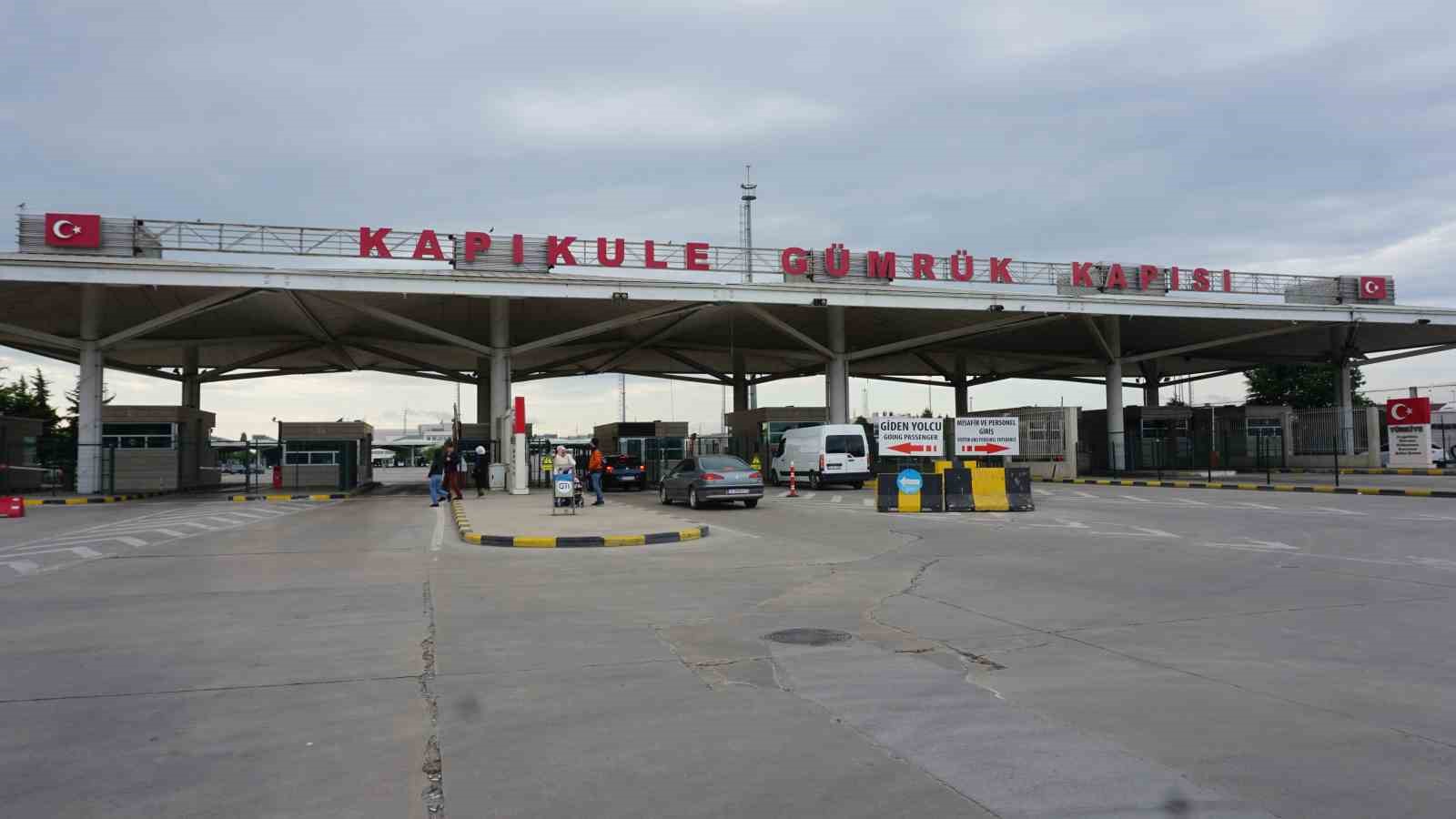 CUMHURBAŞKANI SEÇİMİ'NİN İKİNCİ TURUNDA YURT DIŞINDAKİ TEMSİLCİLİKLERDE OY VERME İŞLEMİ