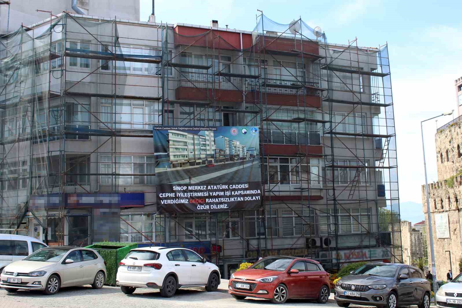SİNOP KENT MEYDANI PROJESİNİN TAMAMLANMASININ ARDINDAN, TARİHİ SURLARIN VE SAAT