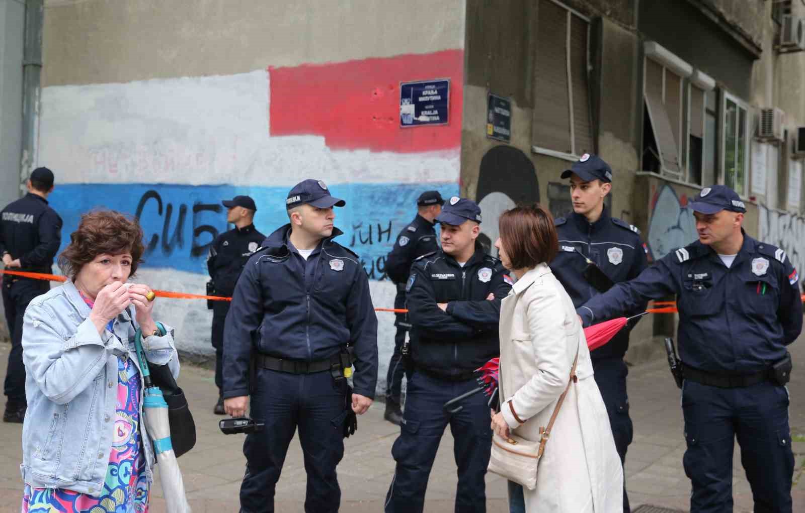 SIRBİSTAN’IN BAŞKENTİ BELGRAD’DA BİR İLKÖĞRETİM OKULUNDA GERÇEKLEŞTİRİLEN SİLAHLI SALDIRIDA 8