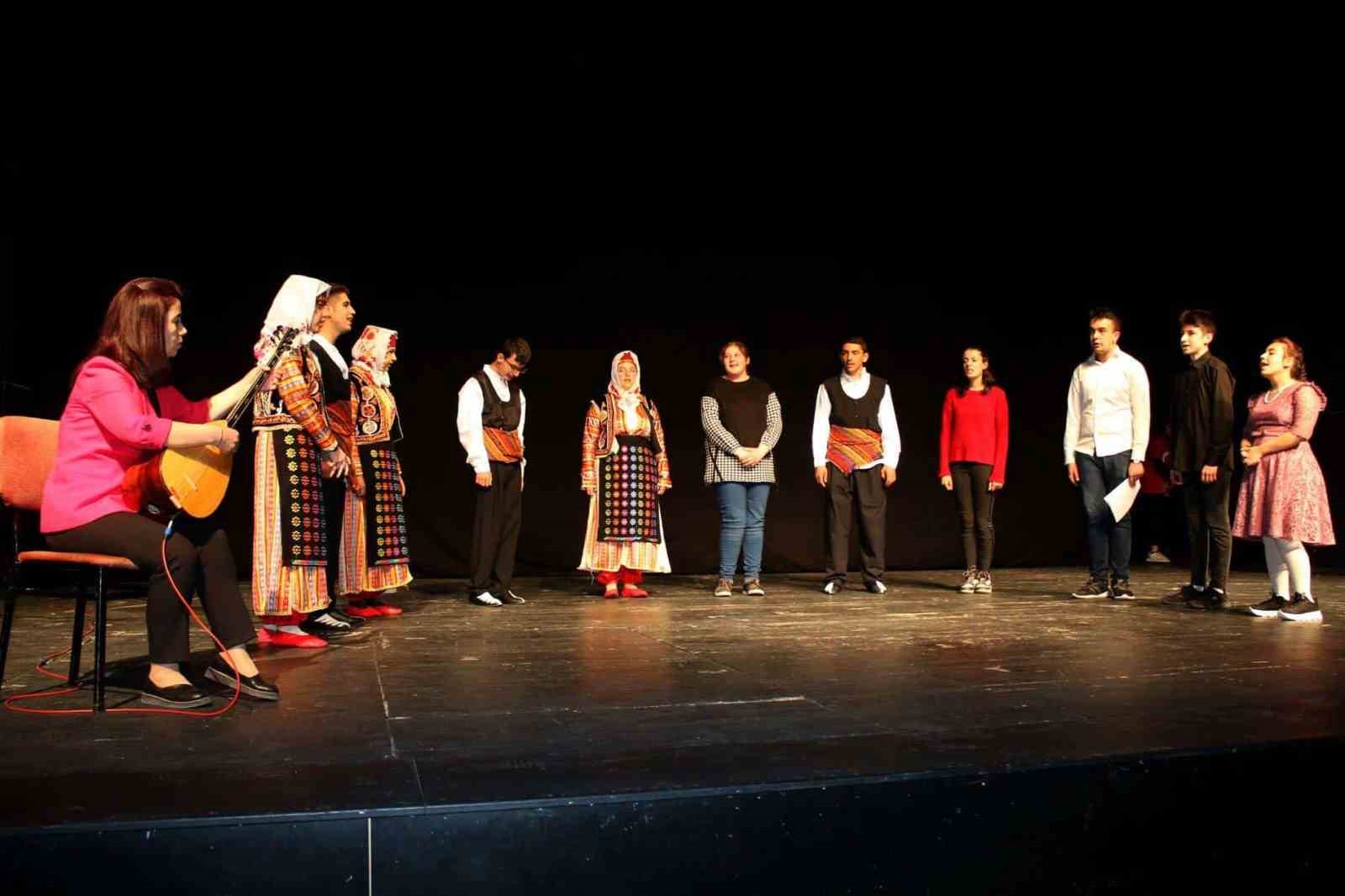 SİVAS’TA ENGELLİLER HAFTASI DOLAYISIYLA PROGRAM DÜZENLENDİ