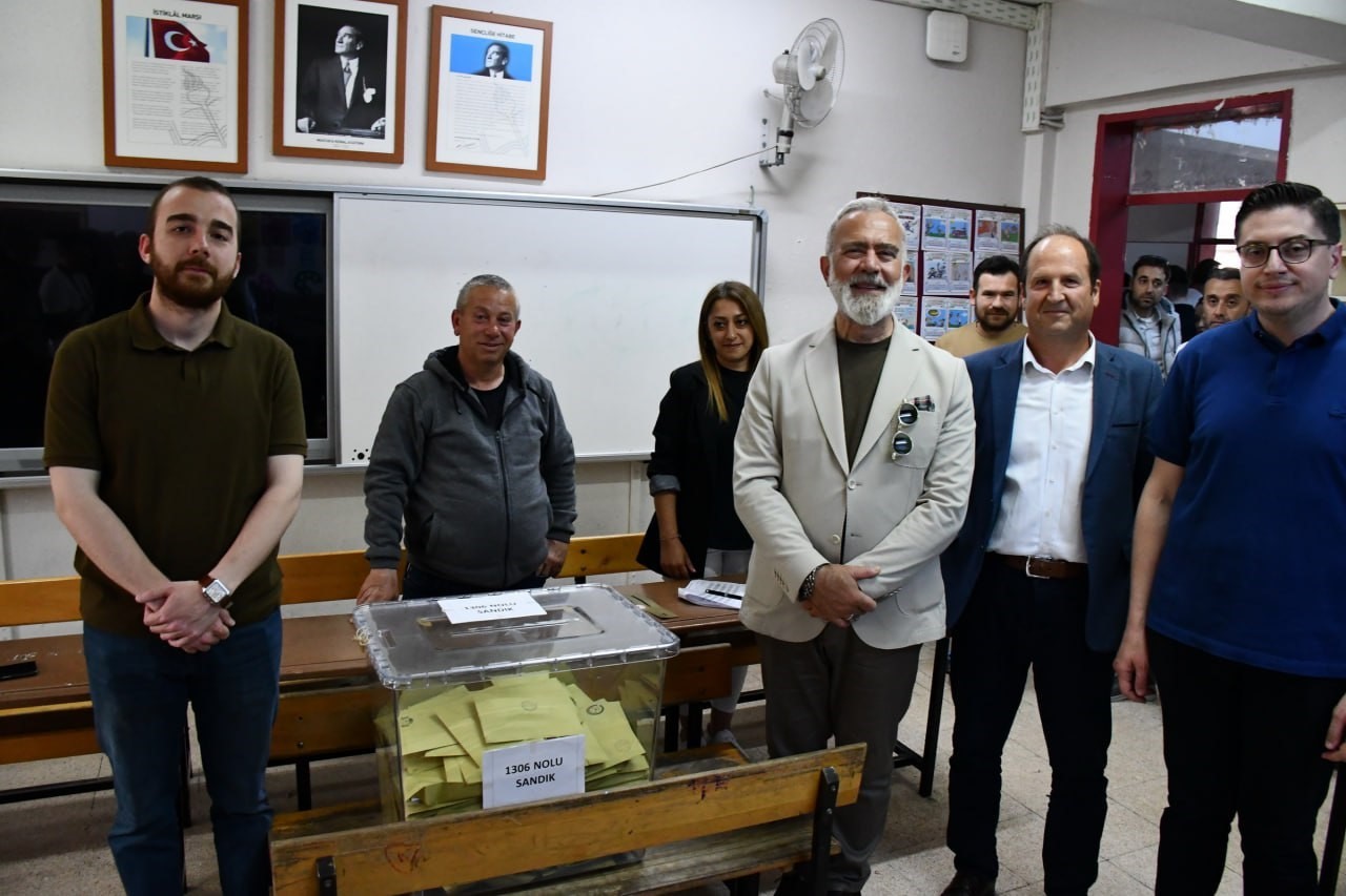 MANİSA’DA İKİ KEZ KIL PAYI MİLLETVEKİLLİĞİNİ KAYBEDEN PAYİTAHT ABDÜLHAMİT DİZİSİNİN