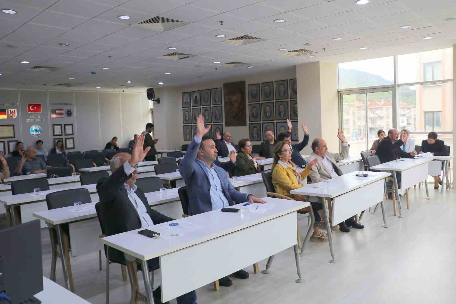 SÖKE BELEDİYESİ'NDEN AMATÖR SPORA 760 BİN TL DESTEK