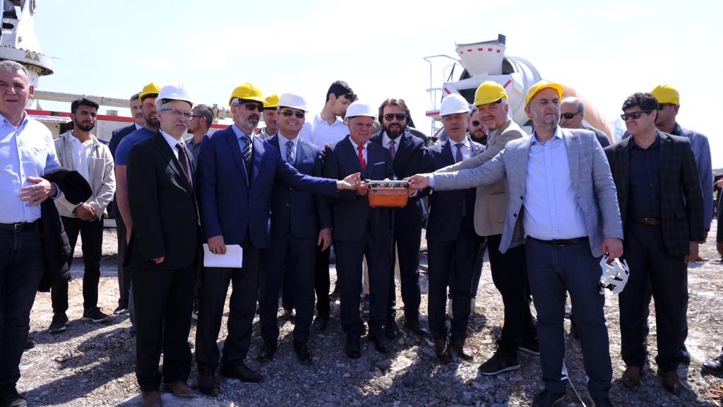 MANİSA'NIN SOMA İLÇESİNDE 20 YILDIR HAYALİ KURULAN VE ALTYAPI ÇALIŞMALARI