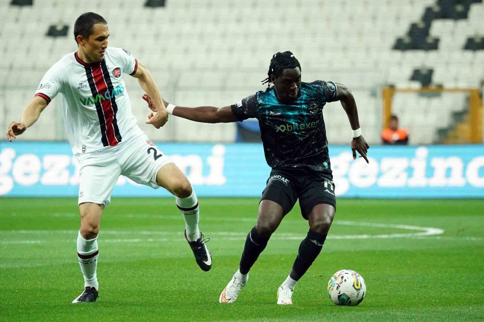Spor Toto Süper Lig: Karagümrük: 0 – Adana Demirspor: 0 (Maç devam ediyor) SPOR TOTO SÜPER LİG'İN 34. HAFTASINDA KARAGÜMRÜK, ADANA DEMİRSPOR'U KONUK