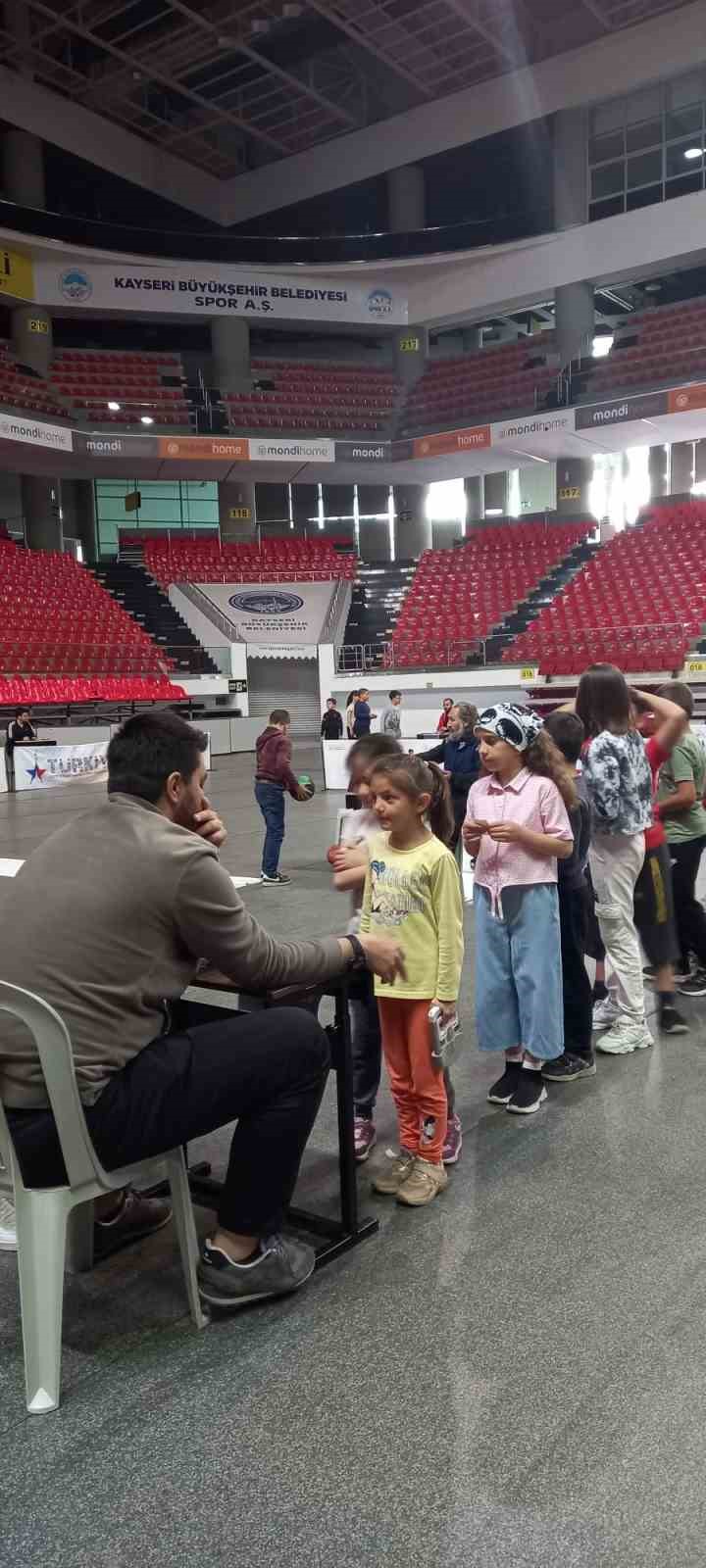 GENÇLİK VE SPOR BAKANLIĞI TARAFINDAN BAŞLATILAN SPORTİF YETENEK TARAMASI KAYSERİ’DE