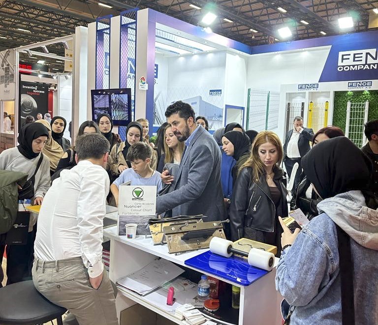 SUBÜ HENDEK MYO İÇ MEKAN TASARIMI PROGRAMI ÖĞRENCİLERİ TÜYAP 45.