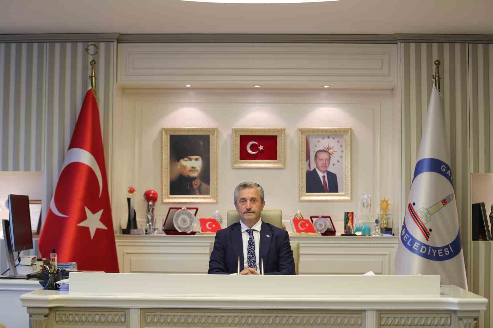 ŞAHİNBEY BELEDİYE BAŞKANI MEHMET TAHMAZOĞLU, 1 MAYIS EMEK VE DAYANIŞMA