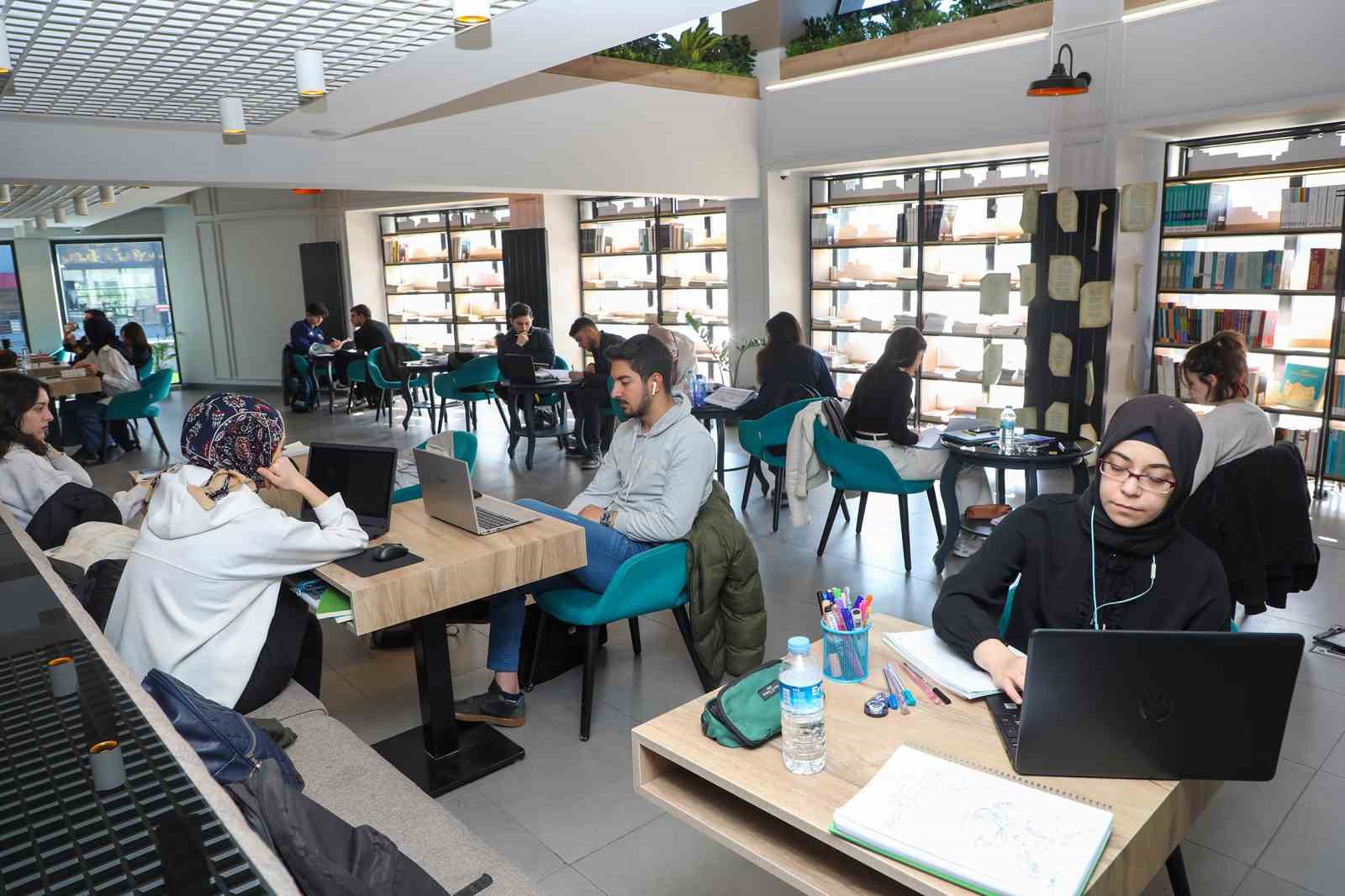 TALAS BELEDİYESİ BÜNYESİNDE BULUNAN KÜTÜPHANE, RESTORAN, SOHBET EVİ VE MESİRE