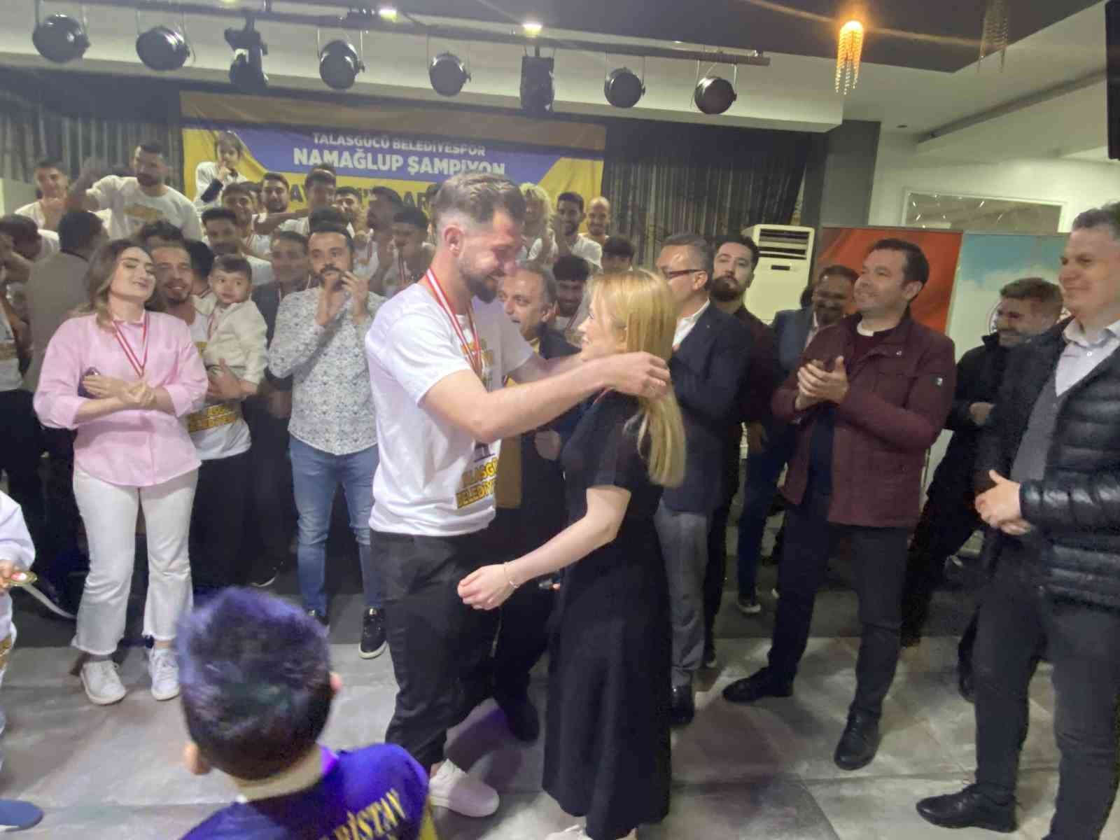 BÖLGESEL AMATÖR LİG 6. GRUP ŞAMPİYONU TALASGÜCÜ BELEDİYESPOR, ŞAMPİYONLUK YEMEĞİNDE