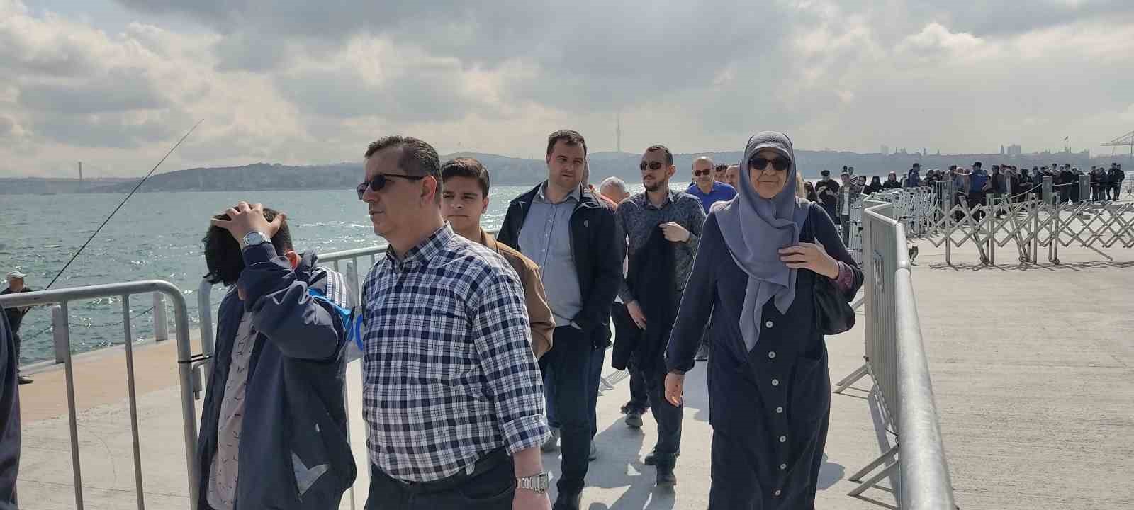 1 HAFTA ÖNCE SARAYBURNU LİMANINA DEMİRLEYEN DÜNYANIN İLK SİHA VE