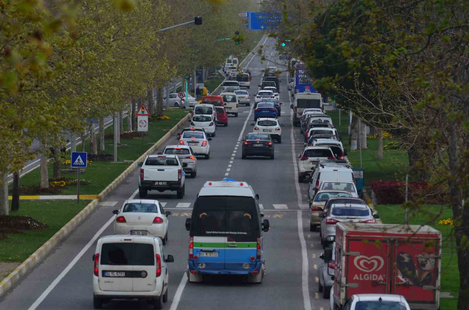 TEKİRDAĞ’DAKİ TOPLAM MOTORLU KARA TAŞITI SAYISI 307 BİN 109 OLARAK