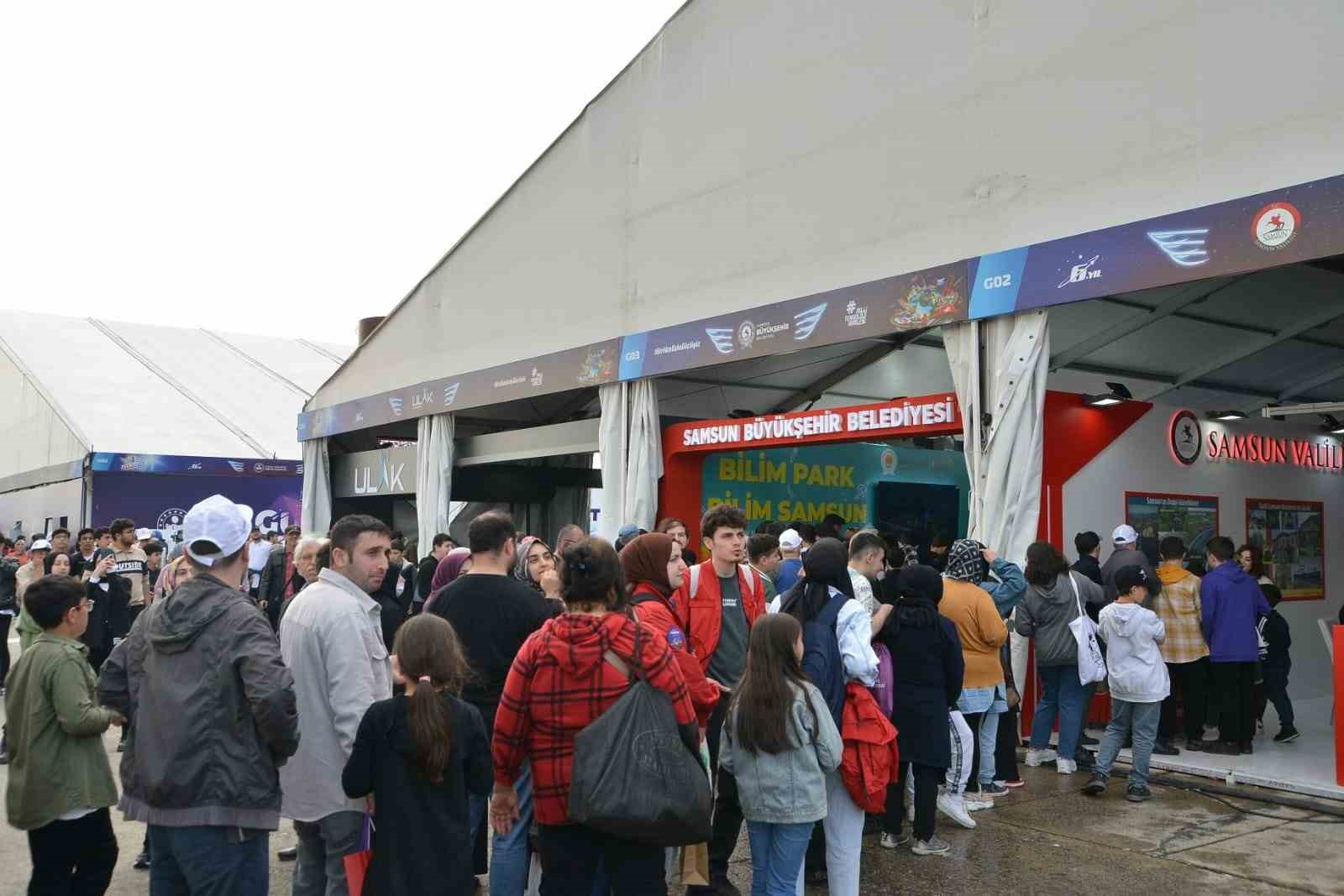BU YIL İSTANBUL ATATÜRK HAVALİMANI'NDA 6'NCISI DÜZENLENEN VE MİLYONLARCA ZİYARETÇİNİN
