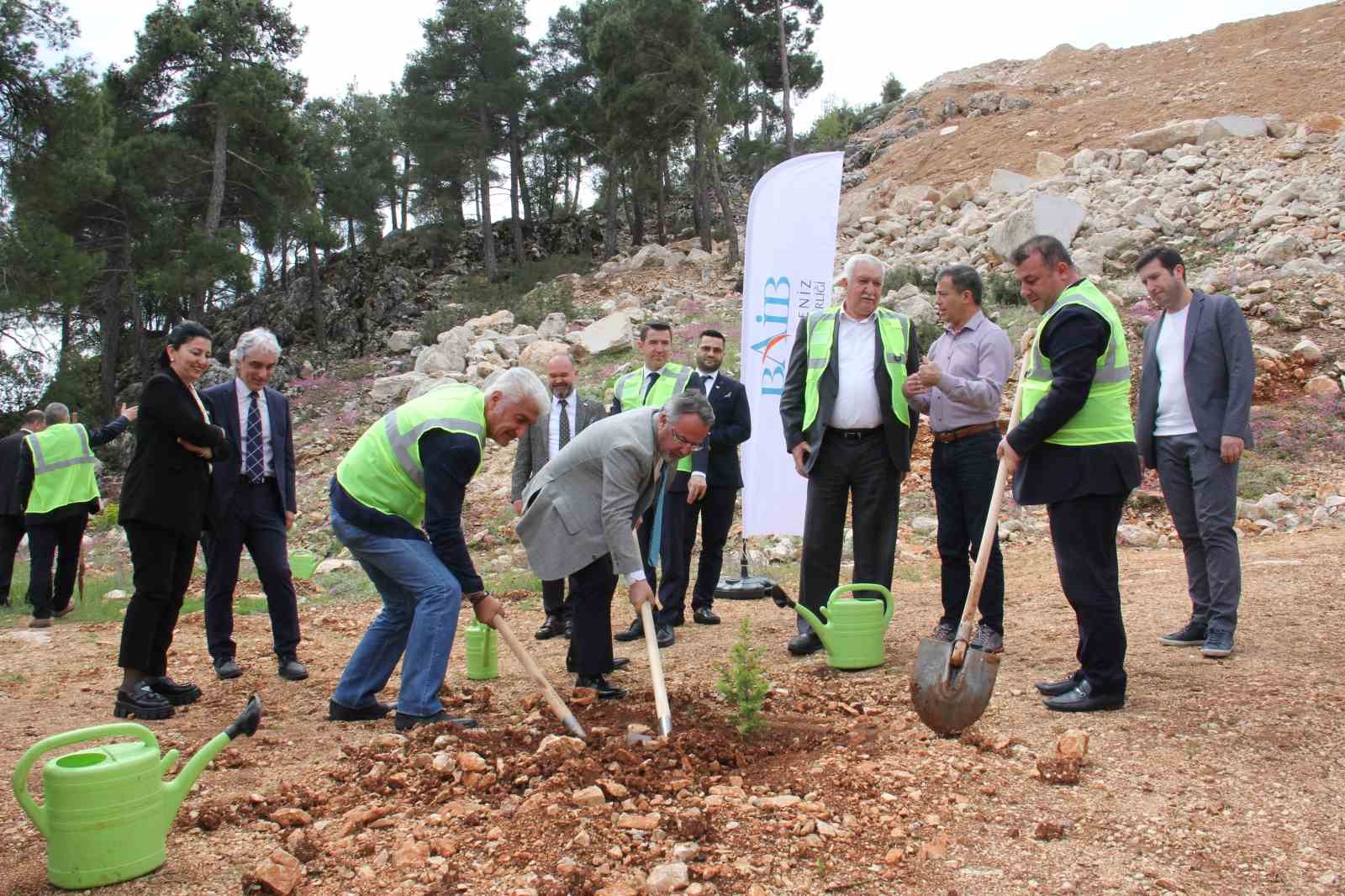 BATI AKDENİZ İHRACATÇILAR BİRLİĞİ (BAİB), ANTALYA'NIN  KORKUTELİ İLÇESİNDE YILLAR