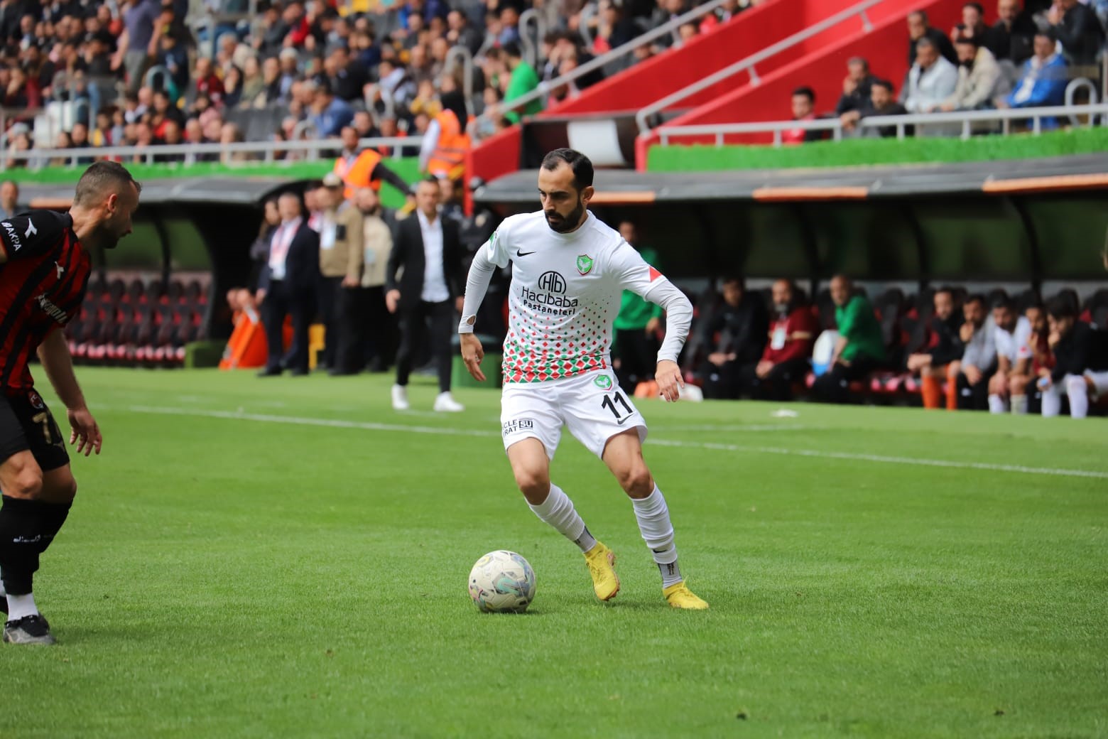 TFF 2. LİG BEYAZ GRUPTA MÜCADELE EDEN AMEDSPOR, DEPLASMANDA 24