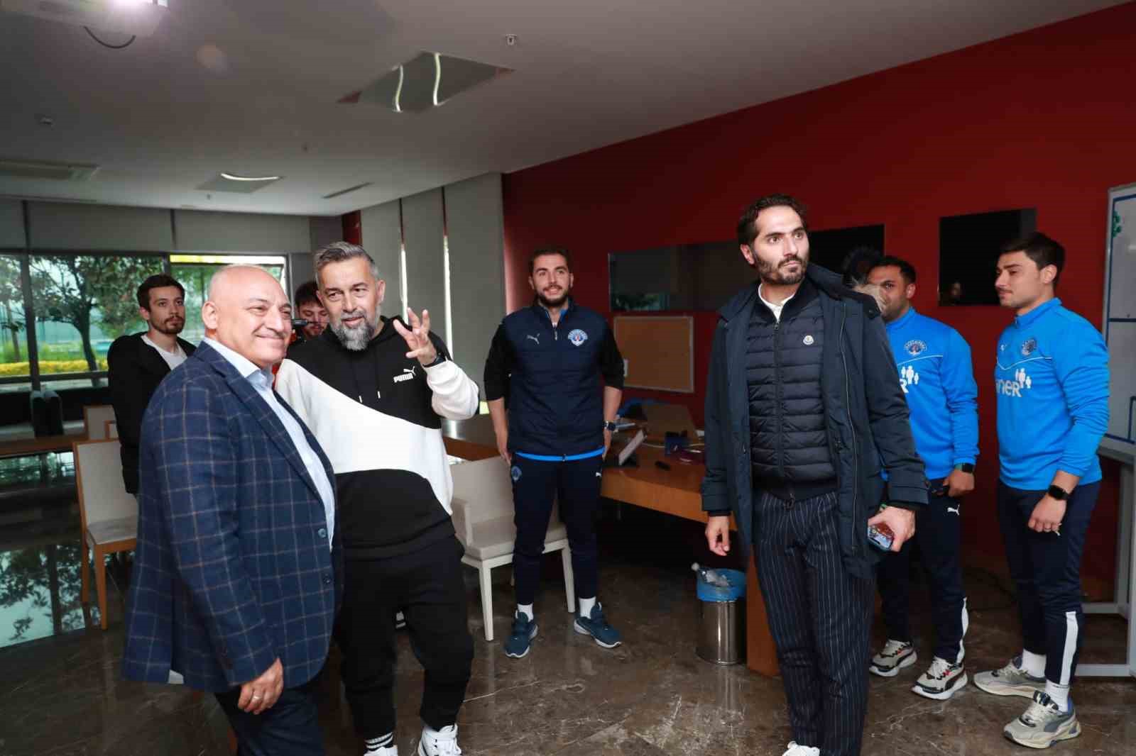 TÜRKİYE FUTBOL FEDERASYONU BAŞKANI MEHMET BÜYÜKEKŞİ, ALTYAPI AKADEMİLERİ PROJESİ KAPSAMINDA