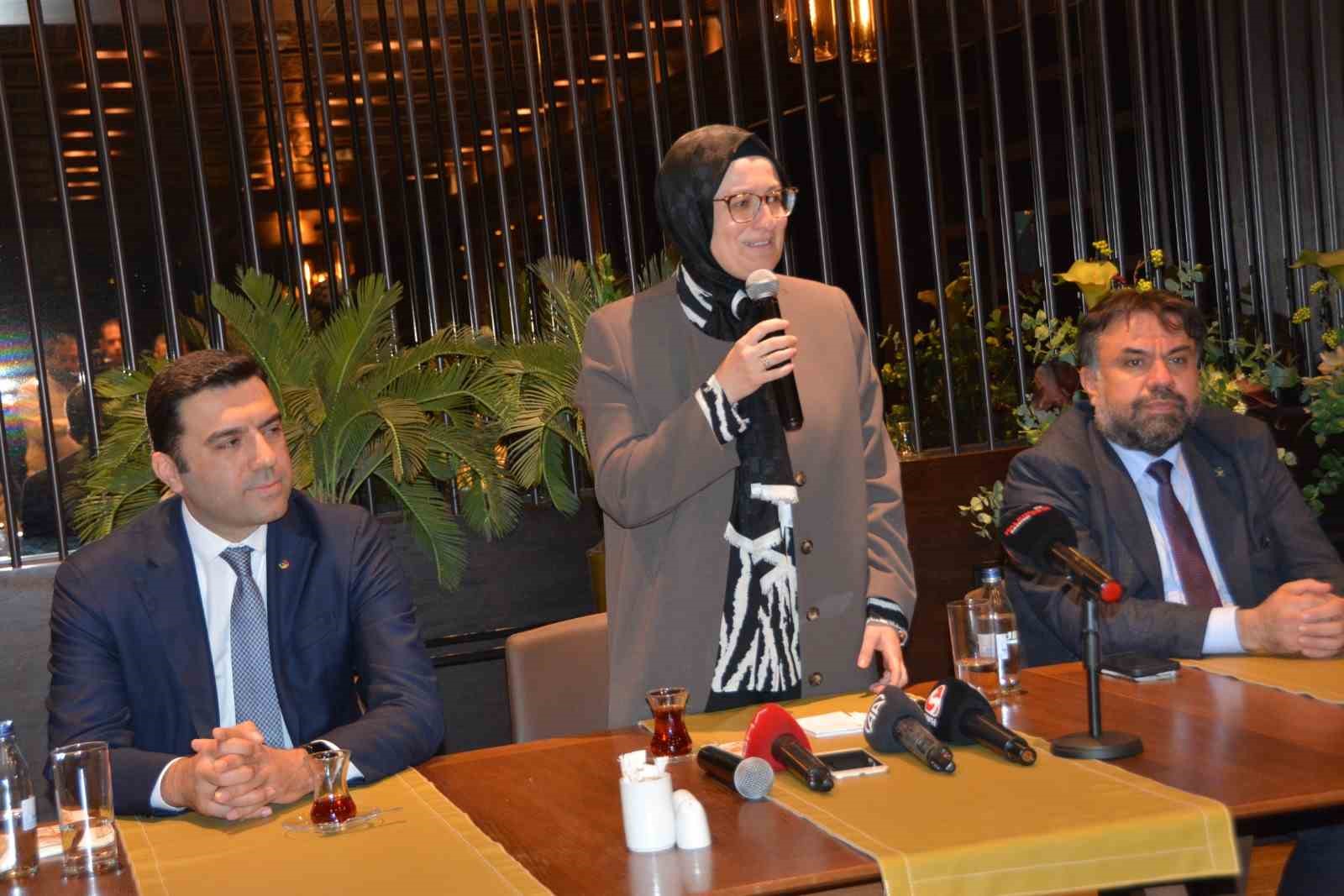 BALIKESİR TİCARET ODASI, AK PARTİ İLE BİR ARAYA GELDİ. PROGRAMA