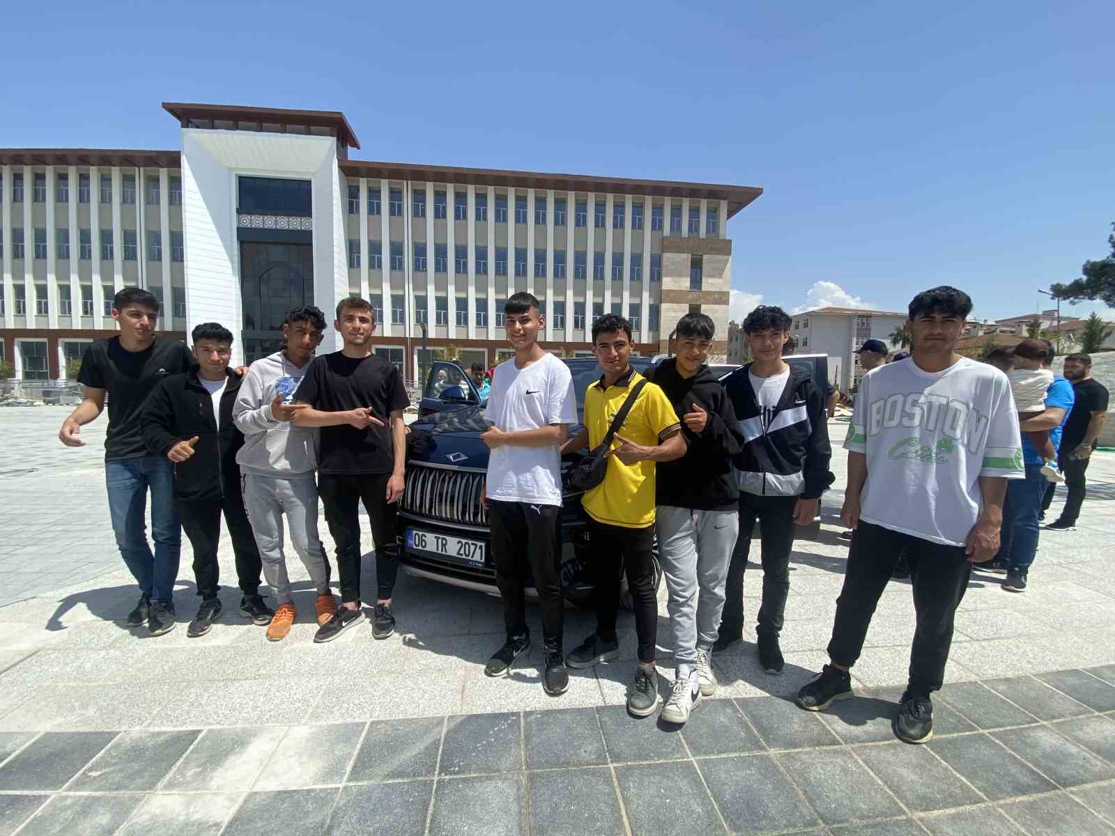 TÜRKİYE’NİN YERLİ VE MİLLİ OTOMOBİLİ TOGG, ANTALYA’NIN AKSU İLÇESİN DE