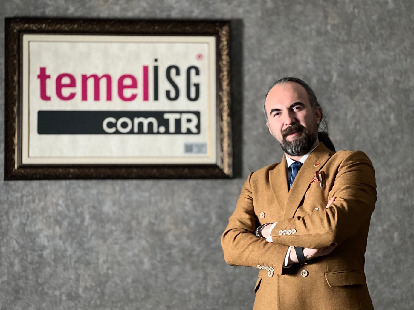 KARİYER ENSTİTÜSÜ KURUCU ORTAĞI MEHMET ERDEM TOKUŞ, ÇALIŞANLARINA TEMEL İŞ