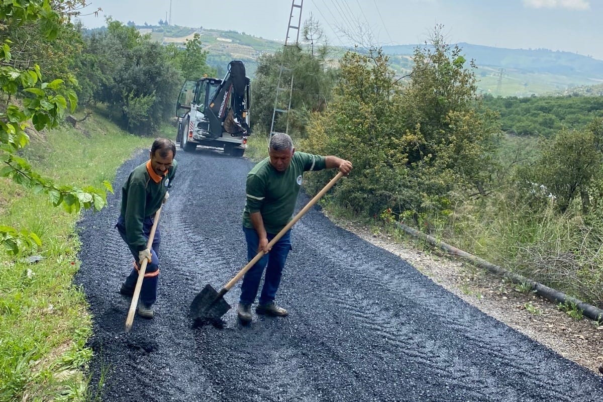 MERSİN'İN MERKEZ İLÇE TOROSLAR BELEDİYESİNİN, ‘ÇEVİK BELEDİYECİLİK’ ÇALIŞMALARIYLA ULAŞIM AĞI