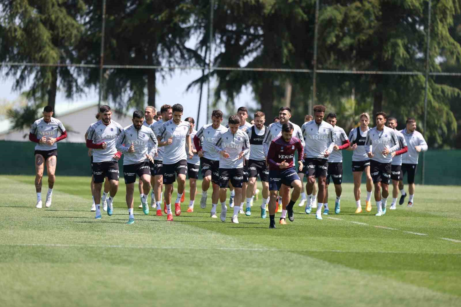 TRABZONSPOR, SPOR TOTO SÜPER LİG’İN 34. HAFTASINDA DEPLASMANDA OYNAYACAĞI FENERBAHÇE