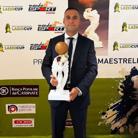 ROMA 18 YAŞ ALTI FUTBOL TAKIMI'NI ÇALIŞTIRAN TUĞBERK TANRIVERMİŞ, İTALYA'DA