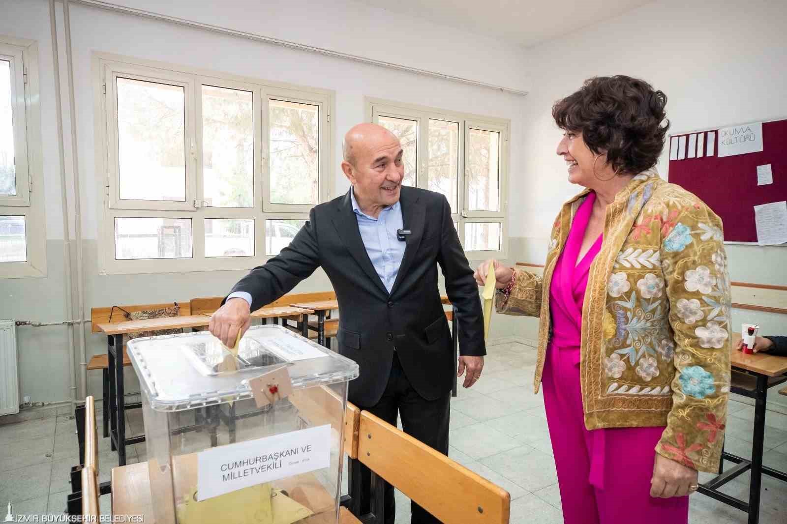 İZMİR BÜYÜKŞEHİR BELEDİYE BAŞKANI TUNÇ SOYER, 14 MAYIS SEÇİMLERİ İÇİN
