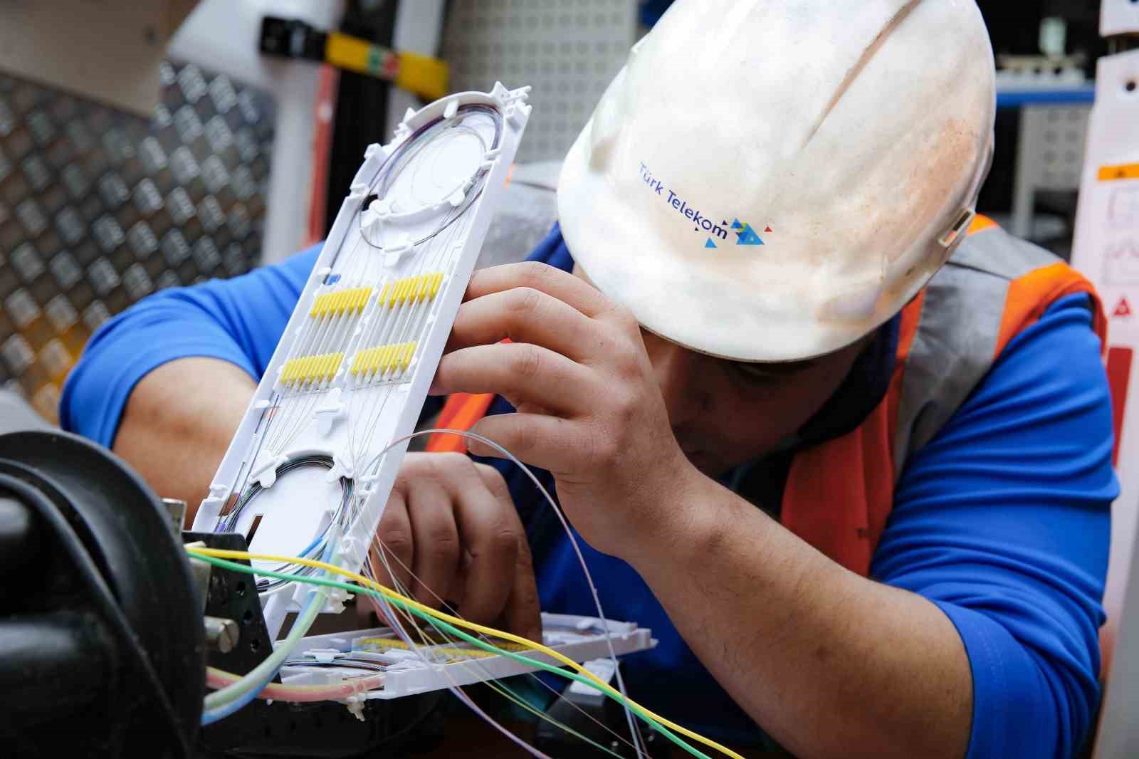 TÜRK TELEKOM, 2023’ÜN İLK ÇEYREĞİNDE KONSOLİDE GELİRLERİNİ YILLIK YÜZDE 61’LİK