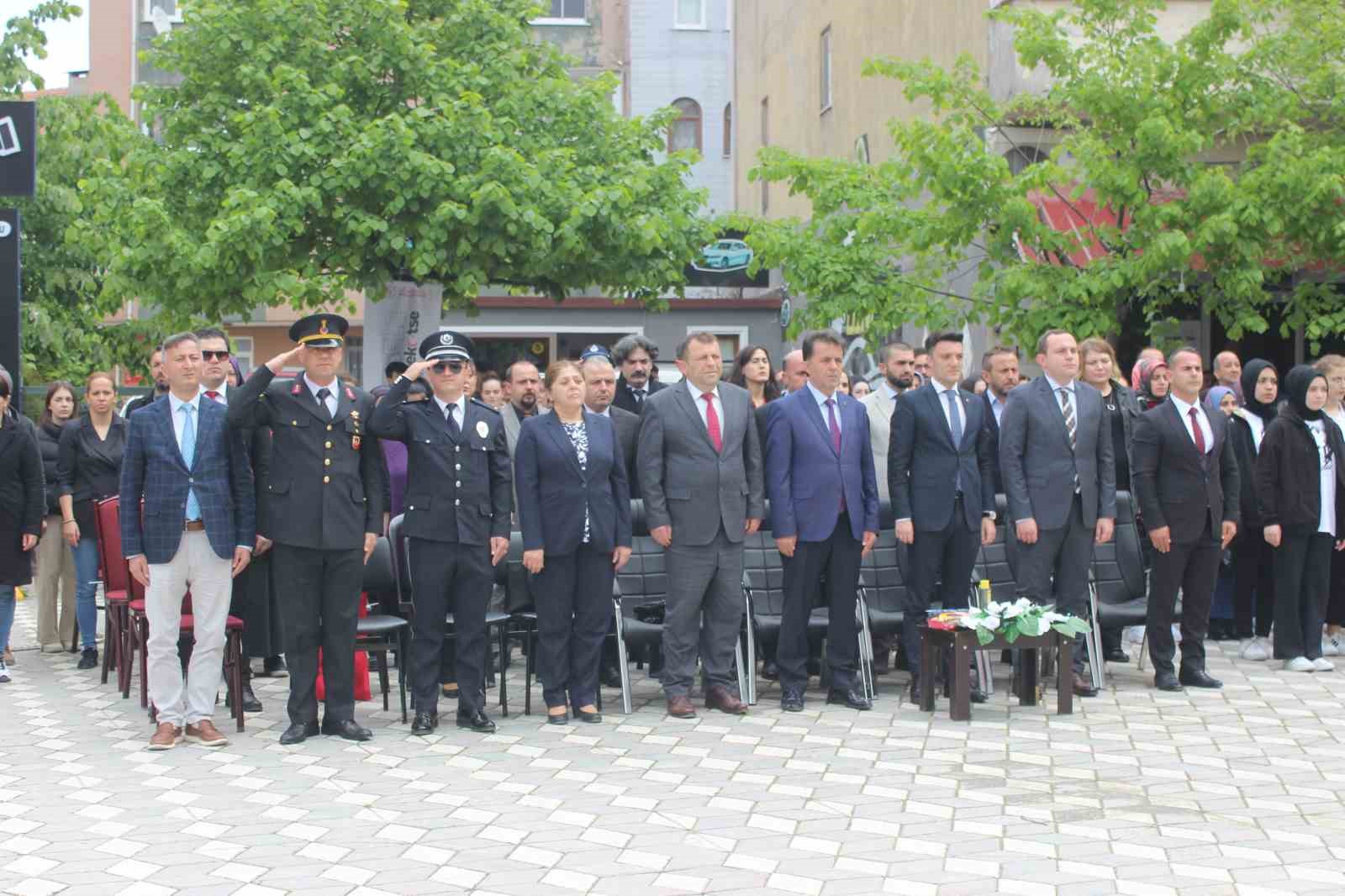 TÜRKELİ’DE 19 MAYIS KUTLAMALARI TÜRKELİ İLÇESİNDE 19 MAYIS ATATÜRK’Ü ANMA,