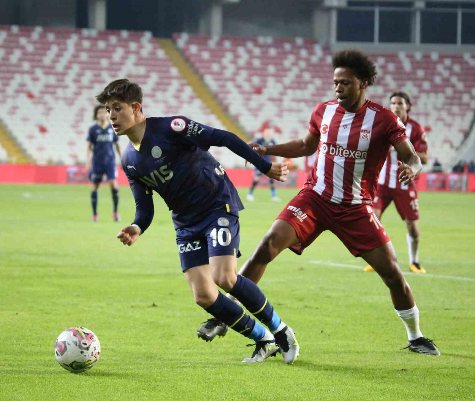 TÜRKİYE ZİRAAT KUPASI YARI FİNAL İLK MAÇINDA DG SİVASSPOR, FENERBAHÇE’Yİ