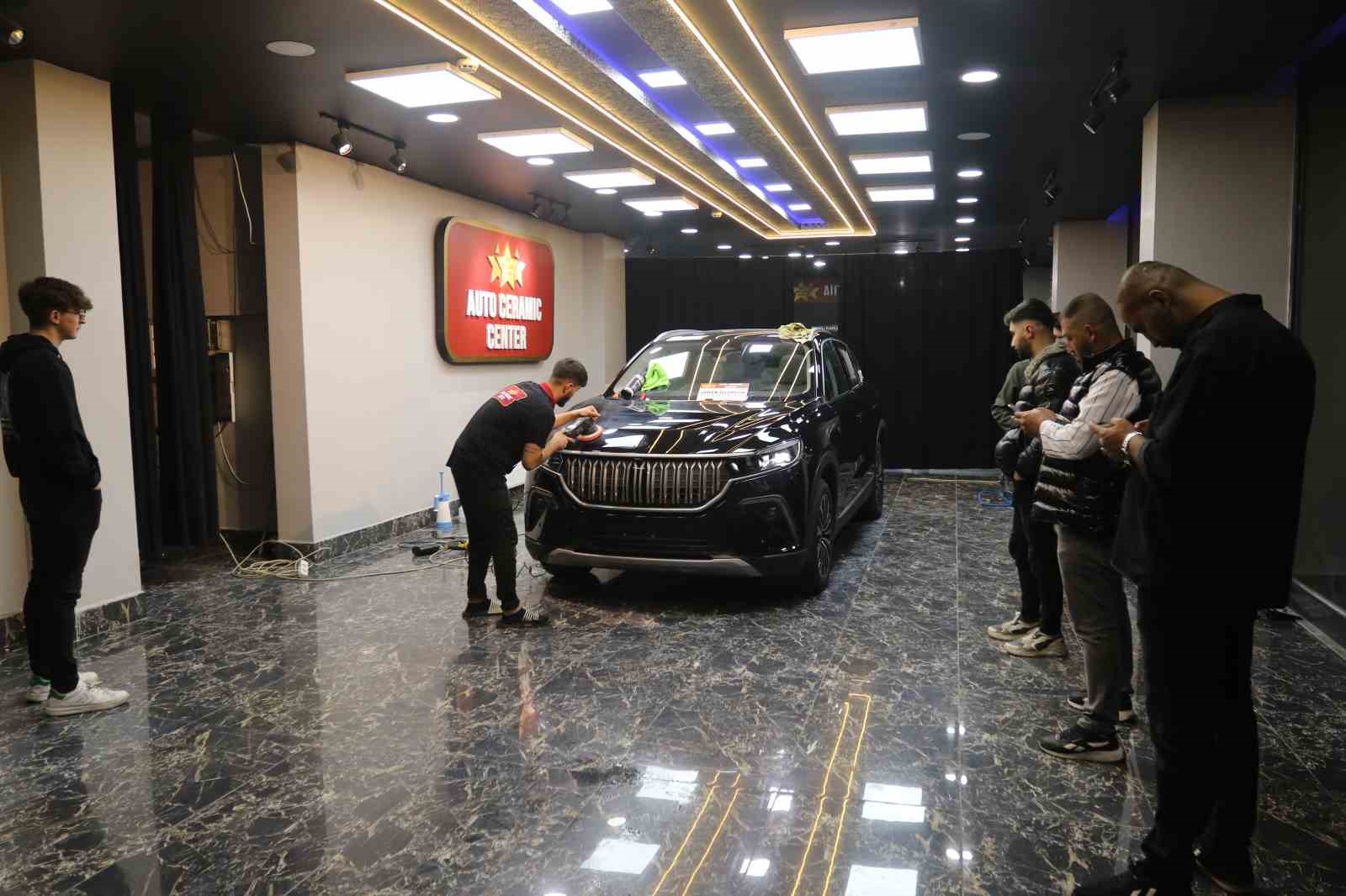 TÜRKİYE’DE İLK DEFA, YERLİ VE MİLİ OTOMOBİL TOGG’UN PARÇALARI, BOYA