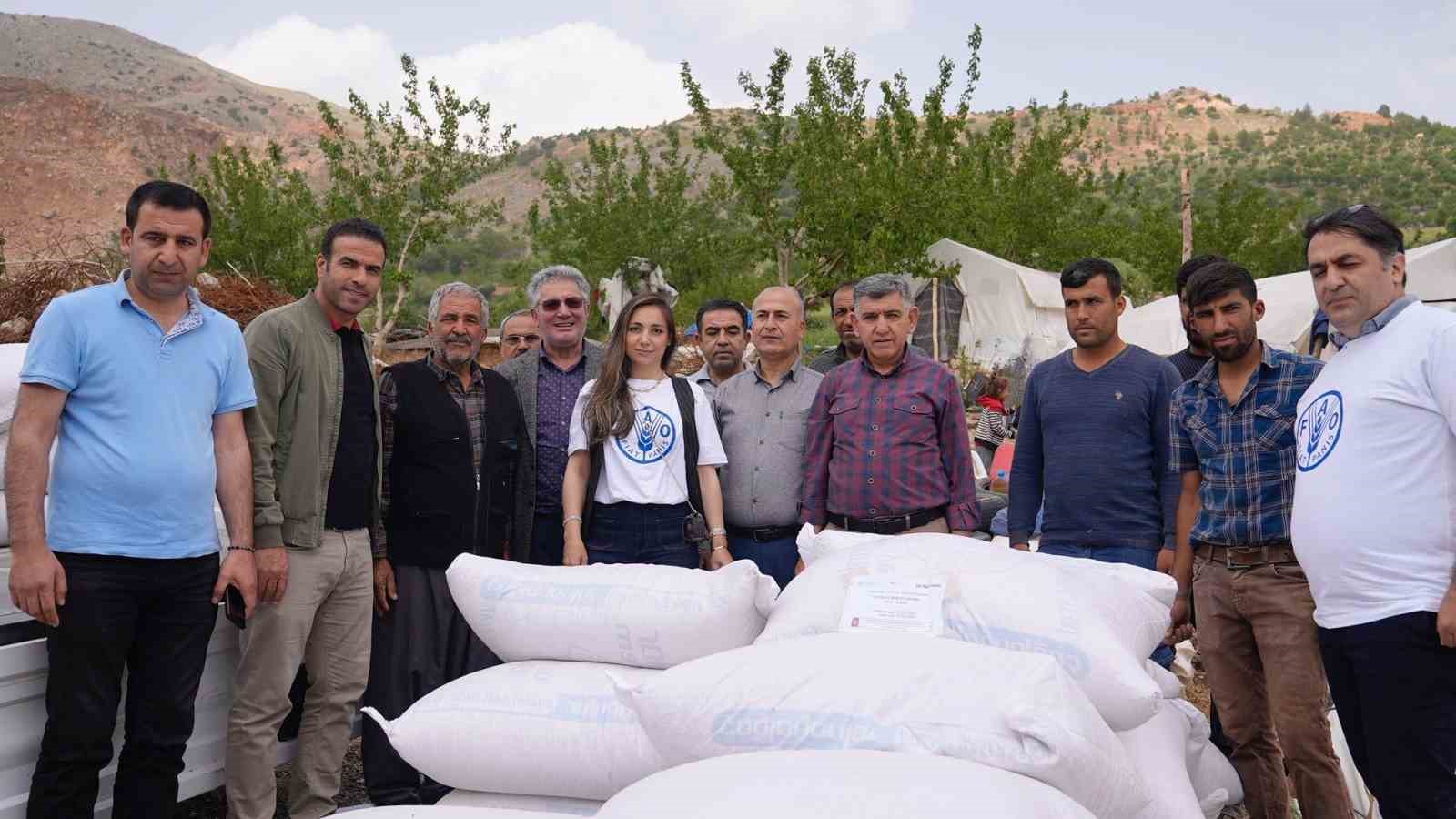 DEPREM VE SELDEN ETKİLENEN ADIYAMAN’IN TUT VE GÖLBAŞI İLÇELERİNDE ÇİFTÇİLERE