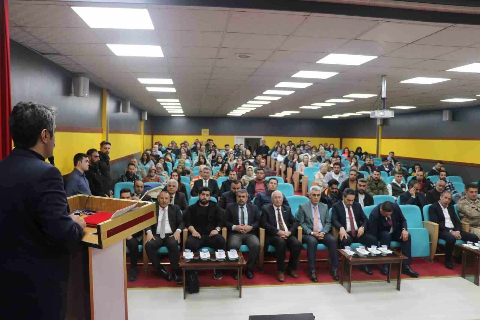 AĞRI'NIN TUTAK İLÇESİNDE, "TUTAK DOĞA VE ÇEVRE ÇALIŞTAYI" GERÇEKLEŞTİRİLDİ.