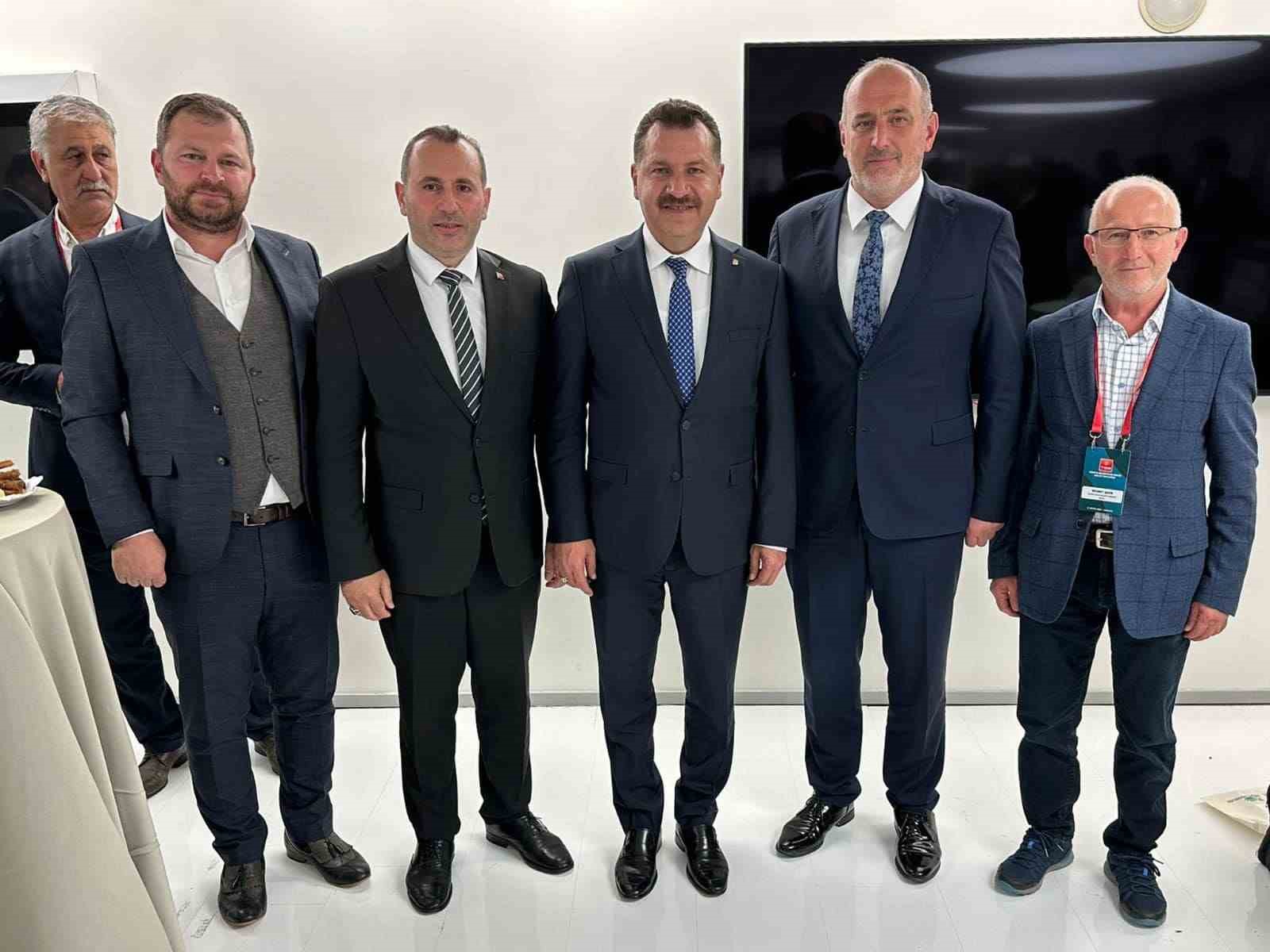 YALOVA BELEDİYE BAŞKANI MUSTAFA TUTUK, TÜRKİYE’DEKİ BİN 391 BELEDİYEYİ ULUSAL