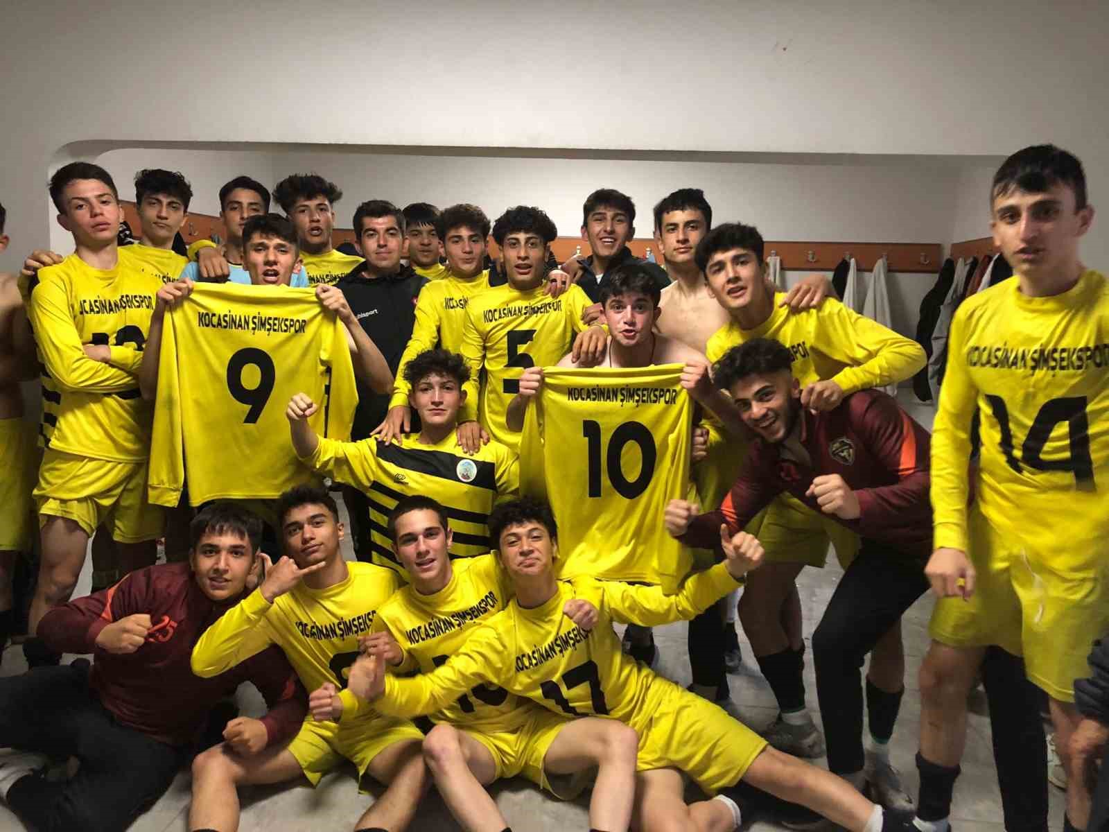 U-17 LİGİ B GRUBU’NDA MÜCADELE EDEN KOCASİNAN ŞİMŞEKSPOR, GÜLTEPESPOR İLE