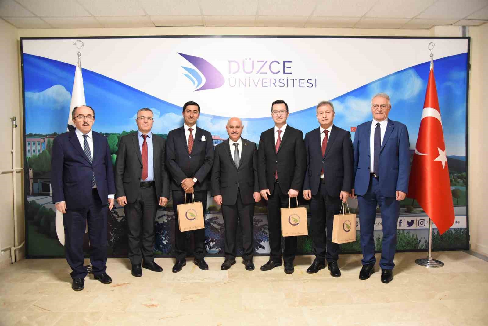 ULAŞTIRMA VE ALTYAPI BAKANLIĞI HEYETİ, DÜZCE ÜNİVERSİTESİ REKTÖRÜ PROF. DR.