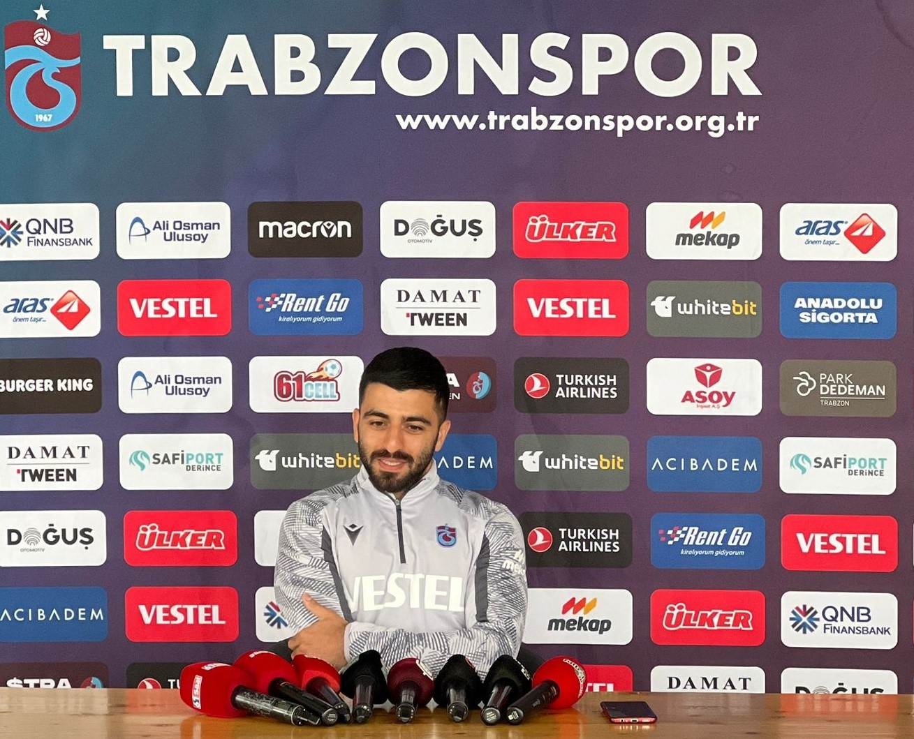 TRABZONSPOR'UN FORVET OYUNCUSU UMUT BOZOK, SEZONUN KENDİSİ İÇİN ÇOK ZOR