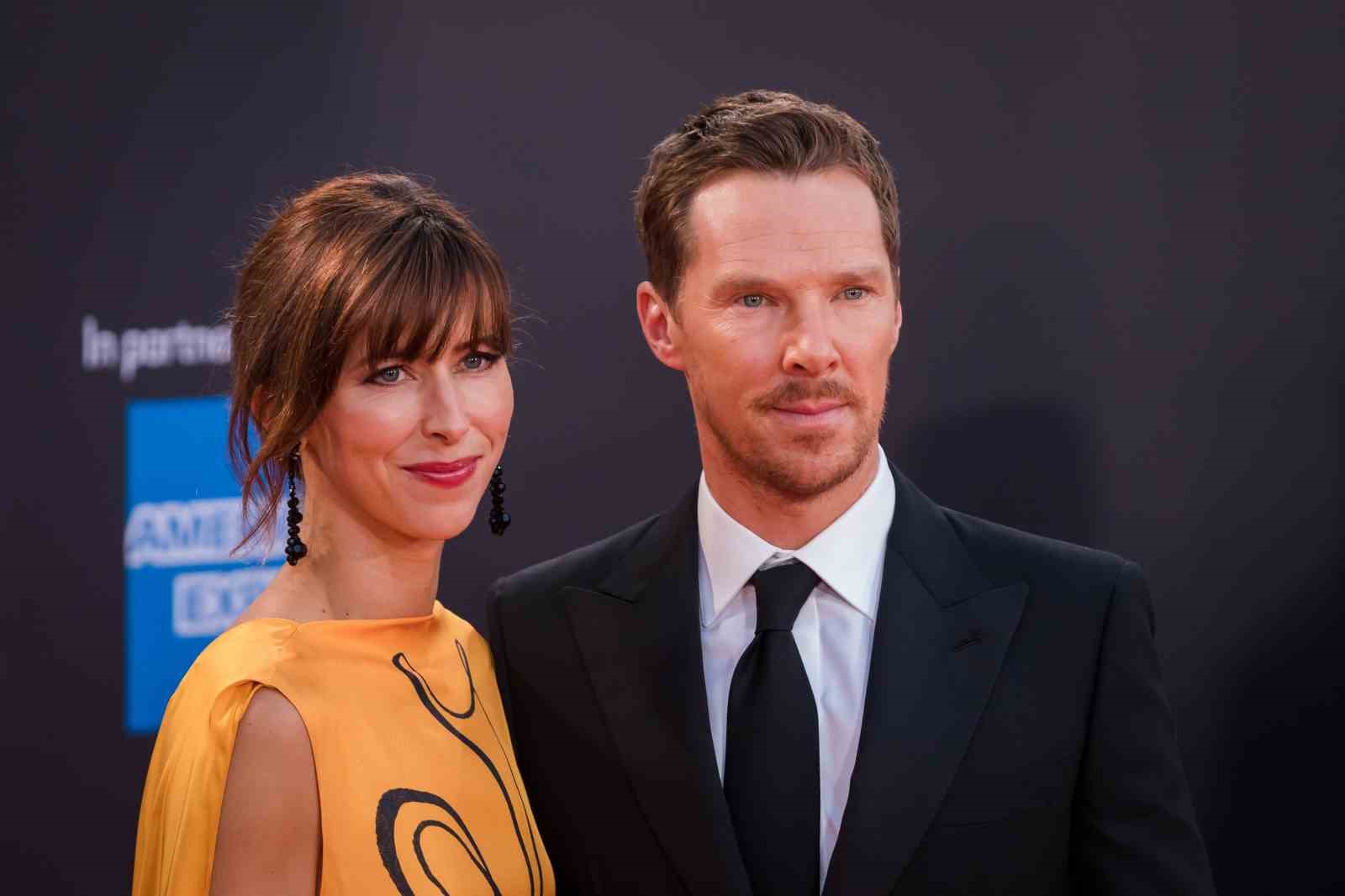 BENEDİCT CUMBERBATCH VE EŞİ