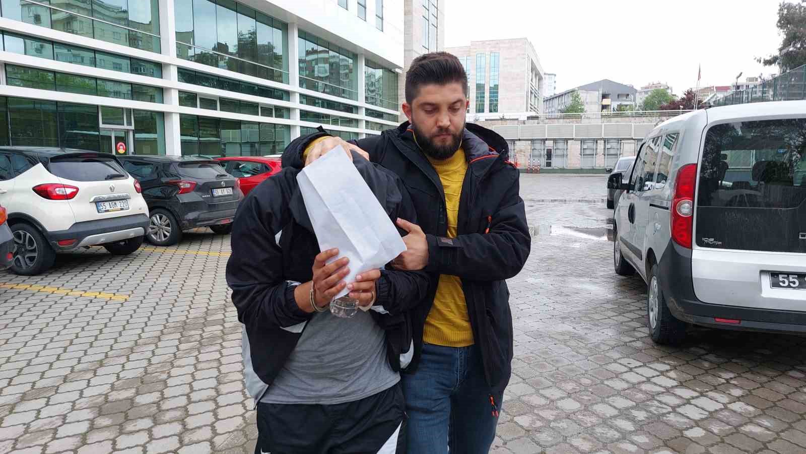 SAMSUN'DA UYUŞTURUCU TİCARETİNDEN GÖZALTINA ALINAN BİR KİŞİ ÇIKARILDIĞI MAHKEMECE TUTUKLANDI.