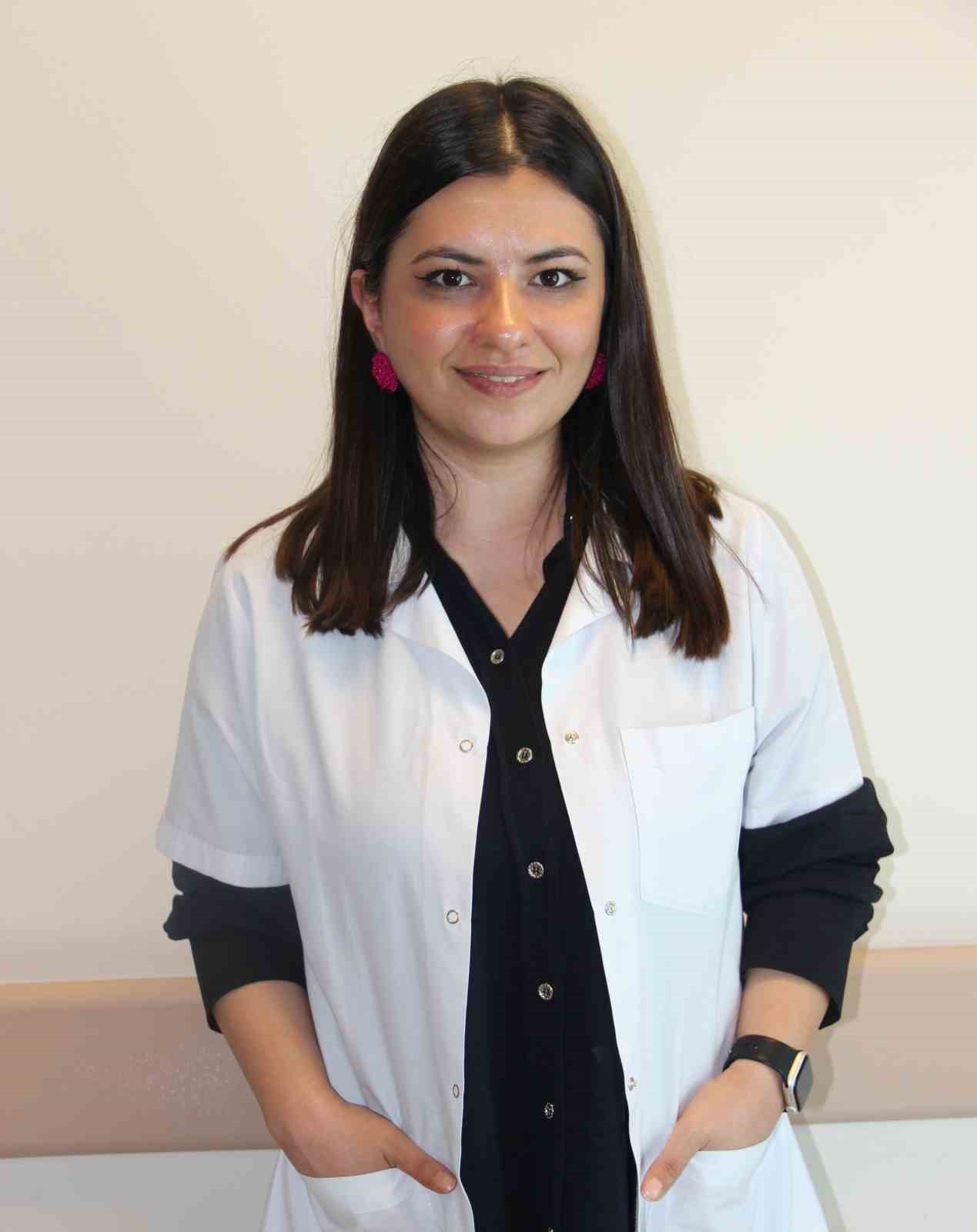 SİVAS NUMUNE HASTANESİ NÖROLOJİ UZMANI DR. HİCRET BETÜL AKDAĞ