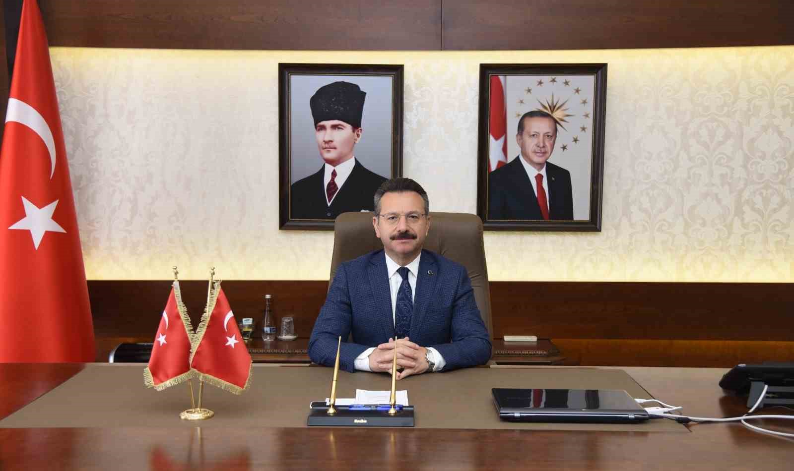AYDIN VALİSİ HÜSEYİN AKSOY, '19 MAYIS ATATÜRK'Ü ANMA, GENÇLİK VE