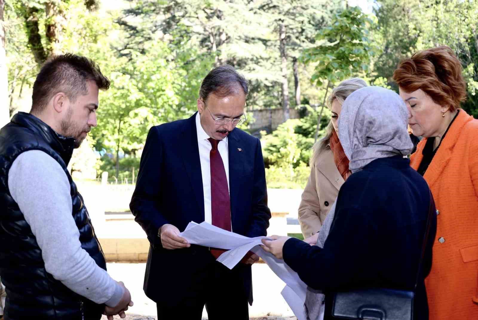 BİLECİK VALİSİ DR. KEMAL KIZILKAYA, ORHAN GAZİ CAMİ’NDE YÜRÜTÜLEN RESTORASYON