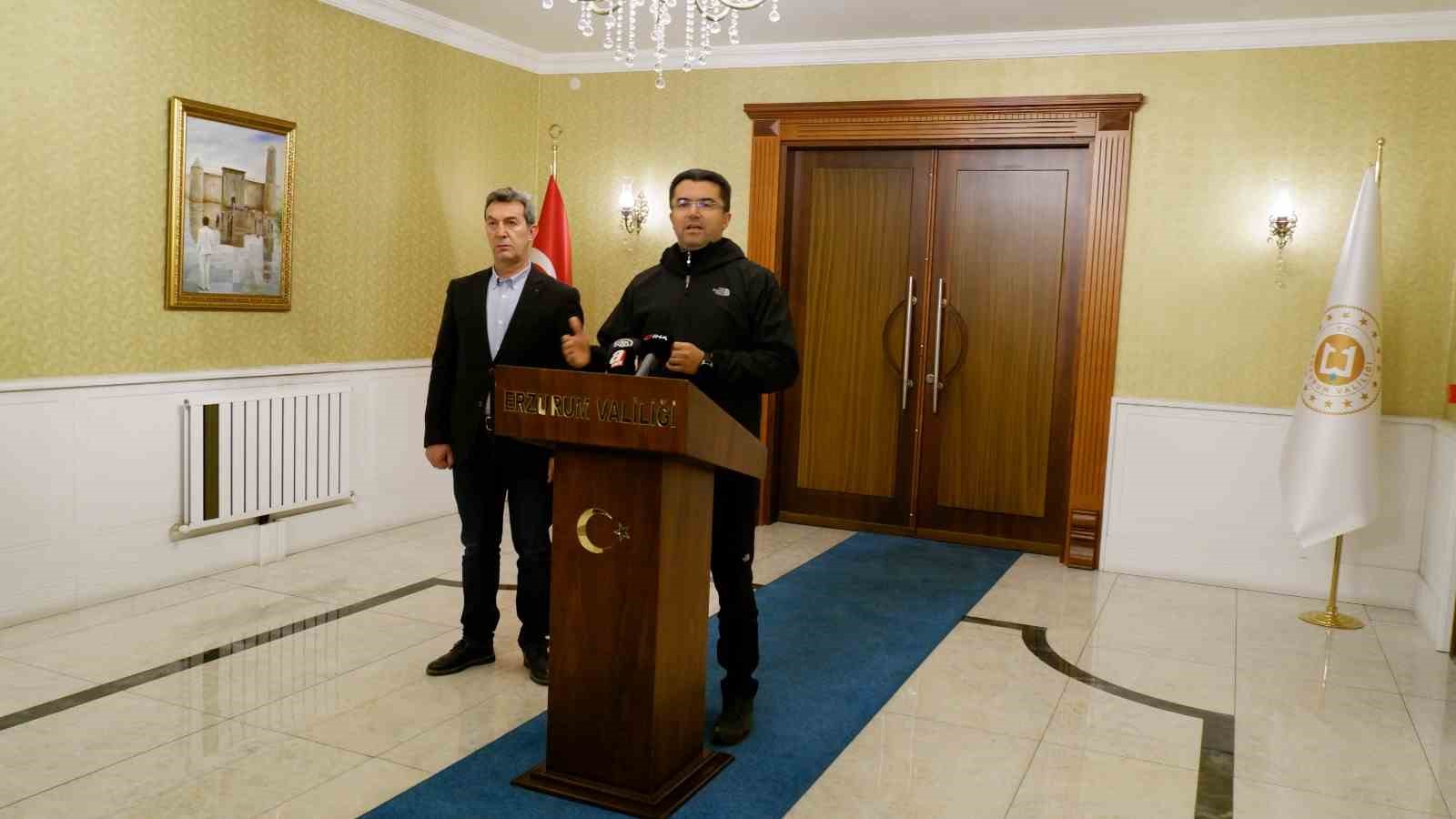 İSTANBUL BÜYÜKŞEHİR BELEDİYE BAŞKANI EKREM İMAMOĞL'NUN ERZURUM MİTİNGİNDE MEYDANA GELEN