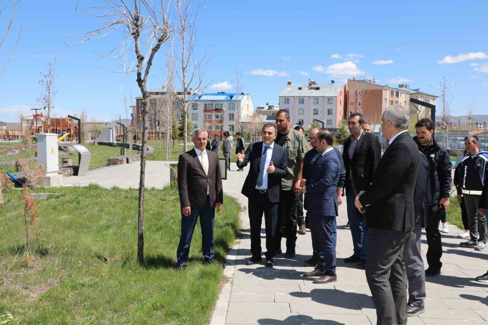 VALİ TÜRKER ÖKSÜZ BELEDİYE ÇALIŞMALARINI İNCELEDİ(KARS-İHA)